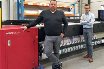 Franky De Meyer - meneder FDM Print Group i Niko Dheedene - Inkjet Sales Manager w firmie Agfa; Fot. Agfa